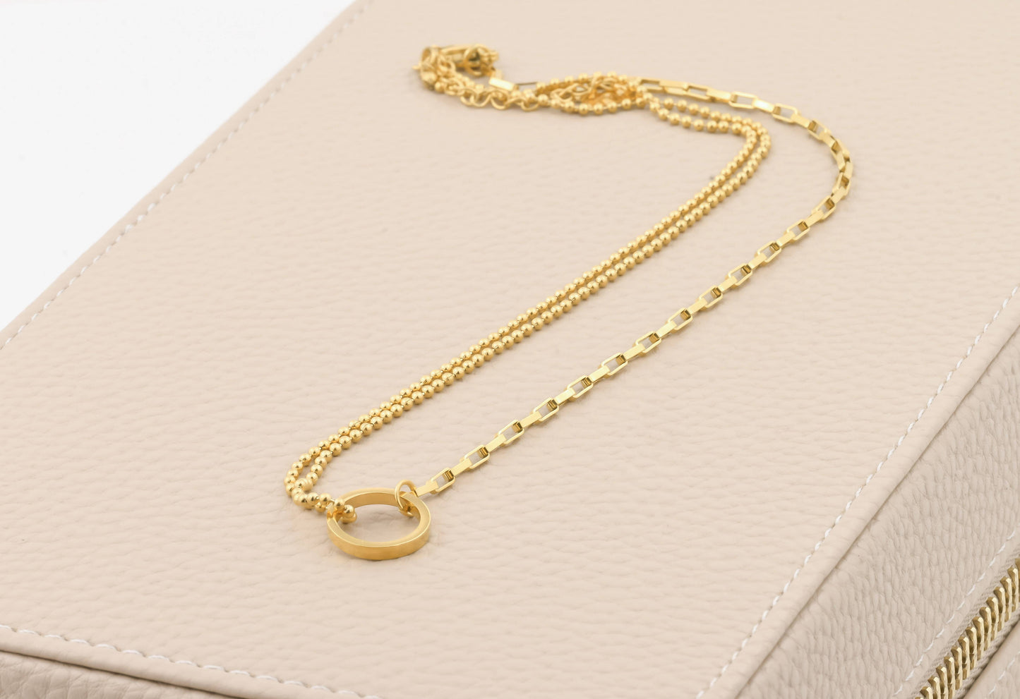 Circle Link Choker - Waterproof Asymmetrical Circle Choker