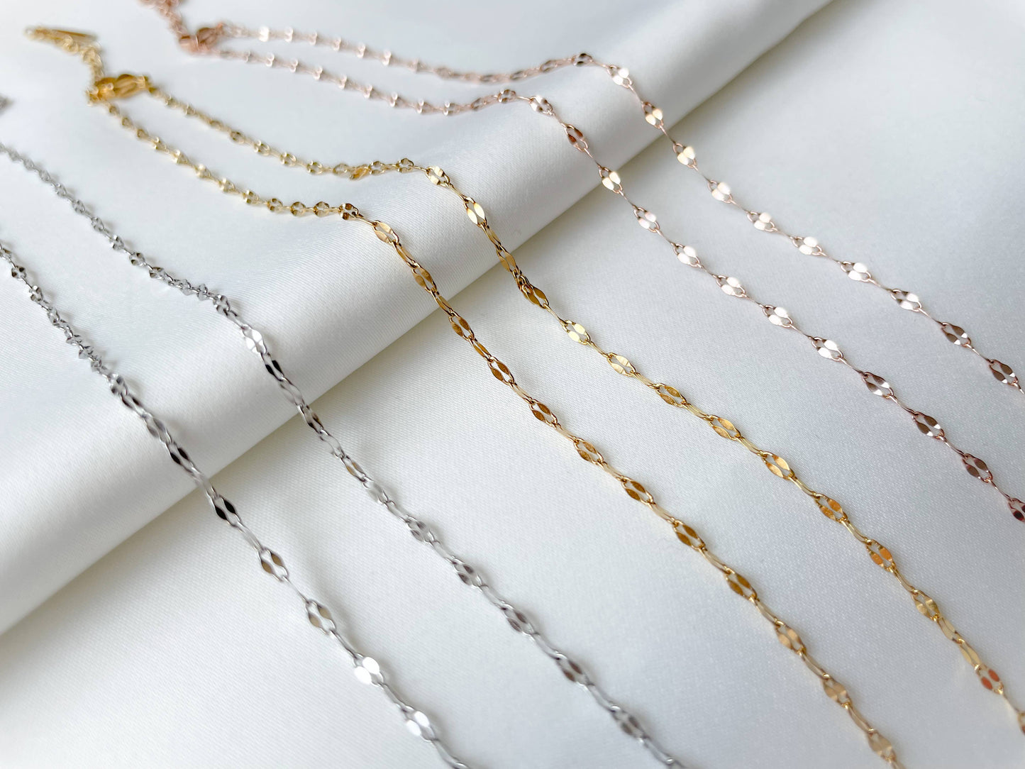 Mirror Chain Necklace - Tarnish-free Sequin Choker