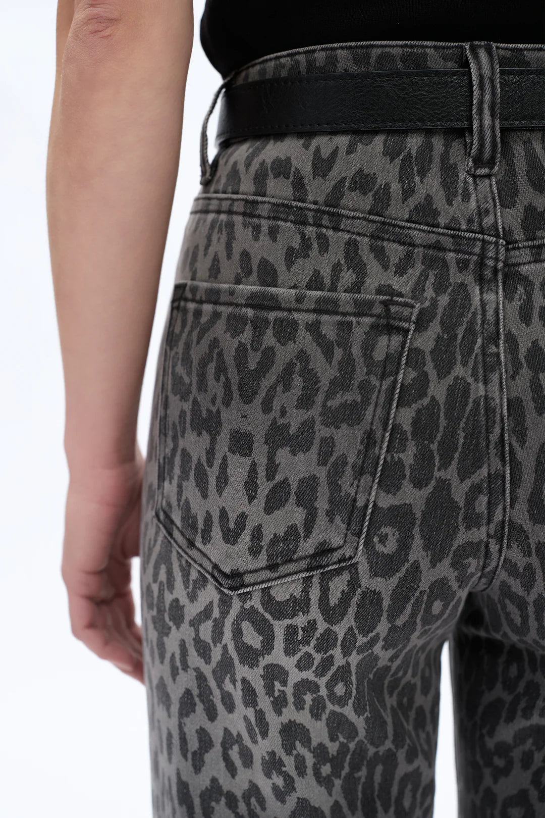 Black Leopard Wide Leg