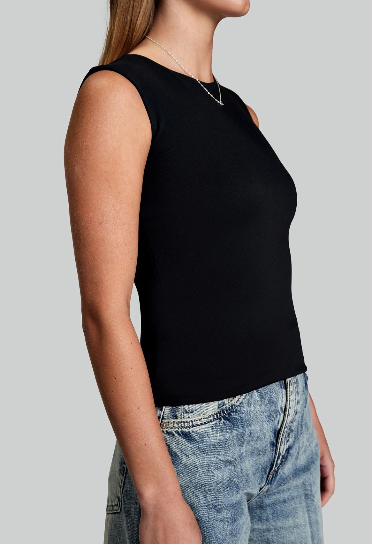 Body Hug Muscle Tank