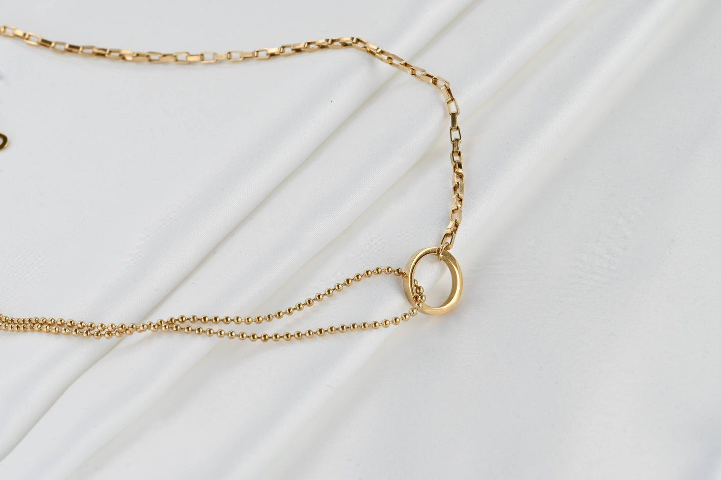 Circle Link Choker - Waterproof Asymmetrical Circle Choker