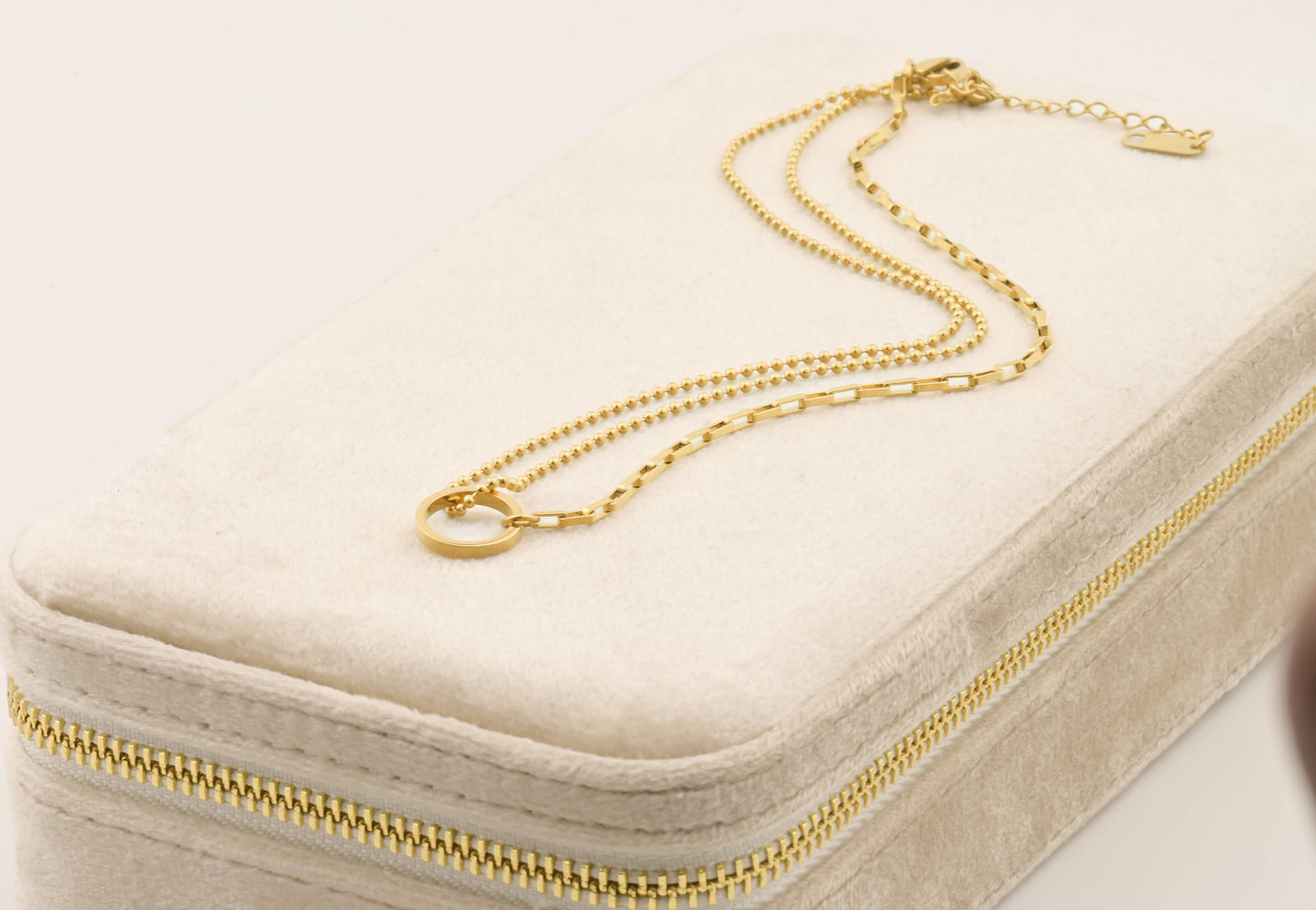 Circle Link Choker - Waterproof Asymmetrical Circle Choker