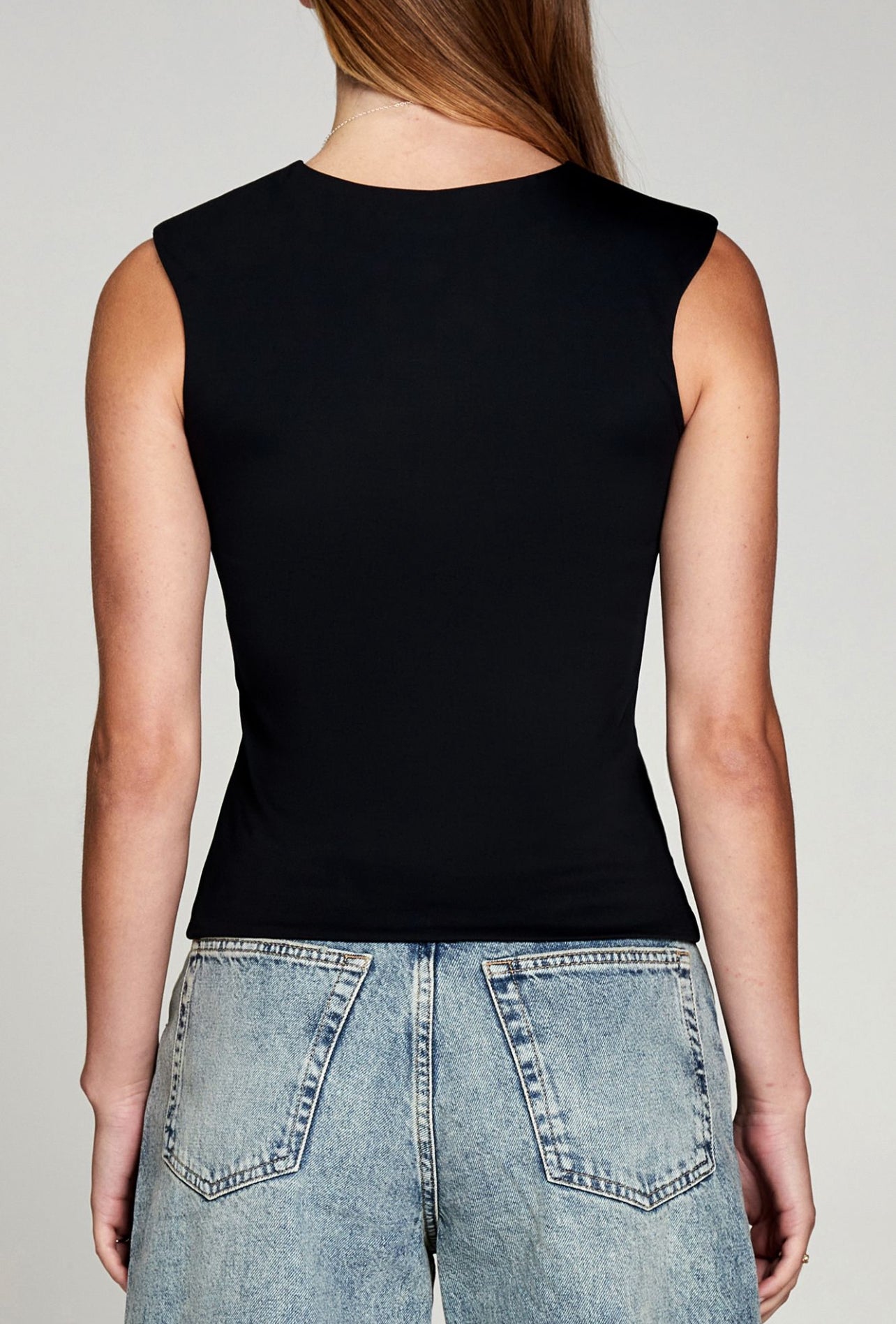 Body Hug Muscle Tank