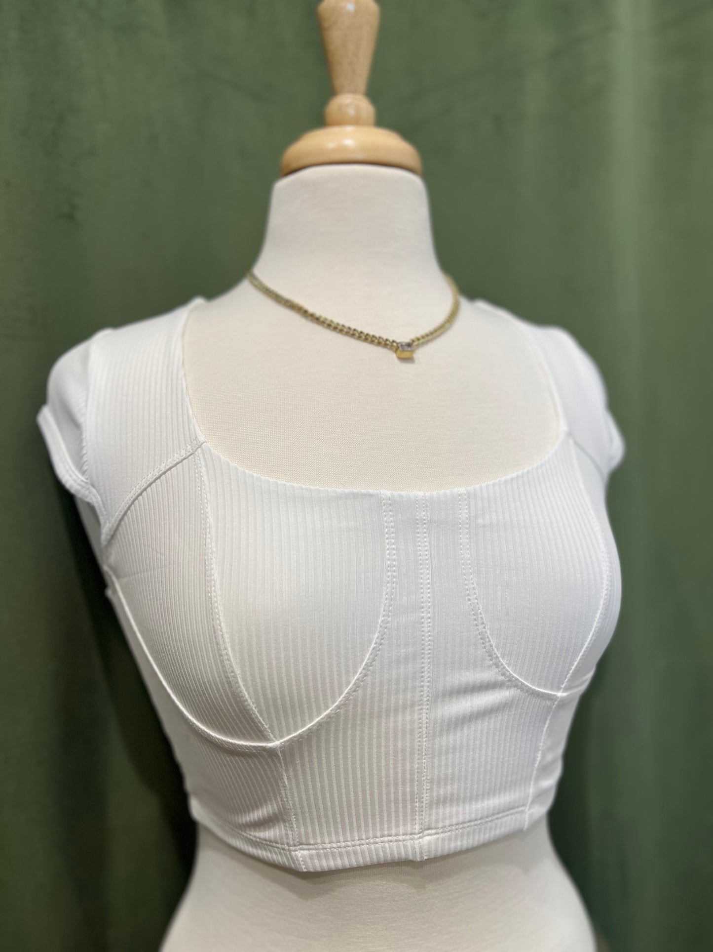 Larisa Crop
