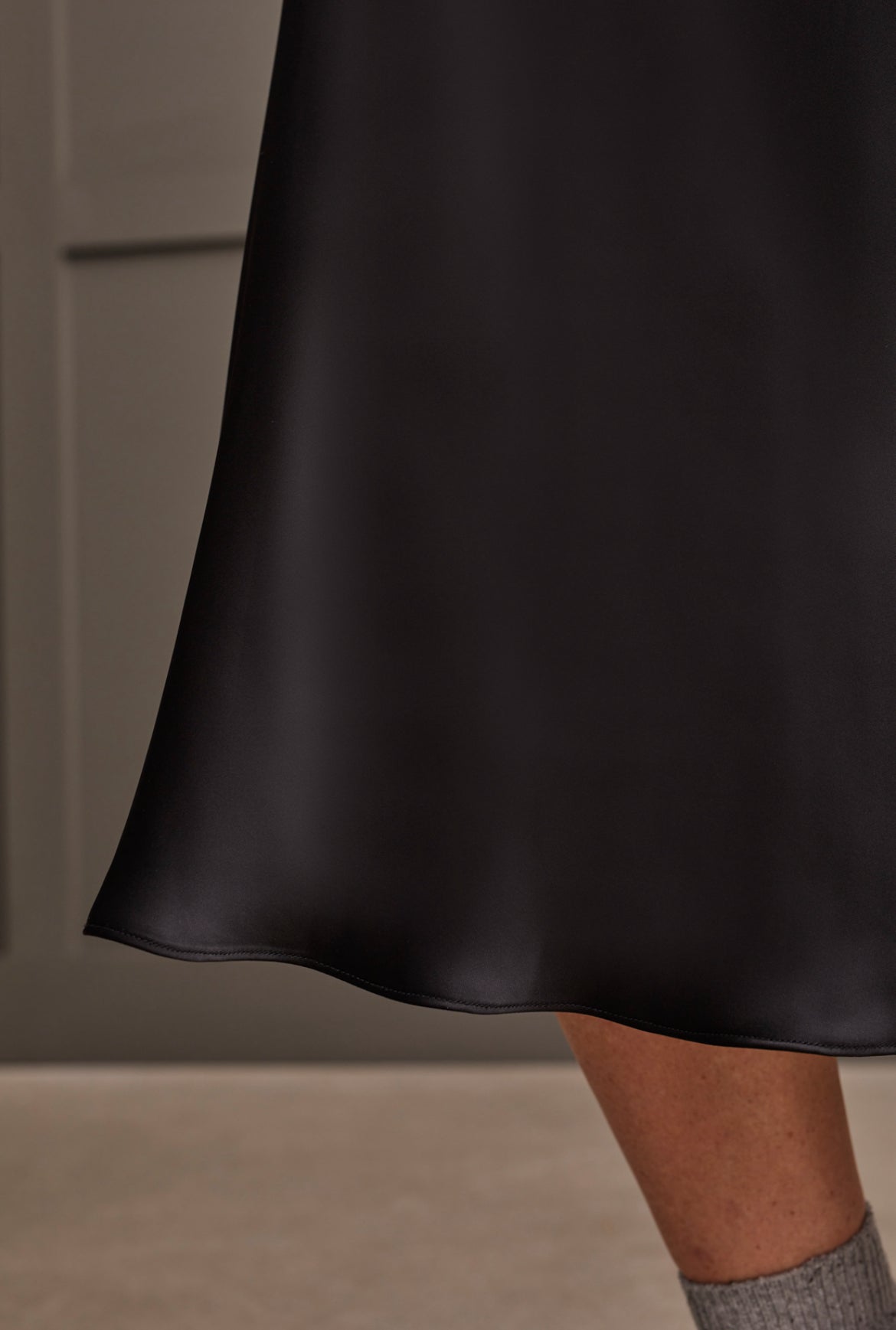 Pull On Midi Skirt Elastic Wasit