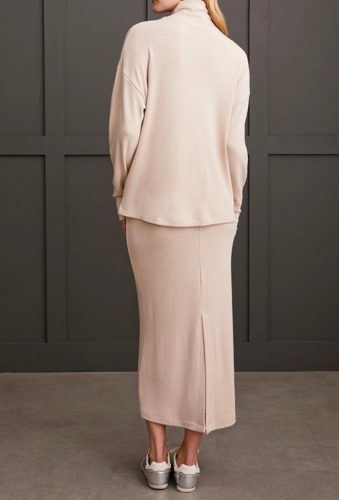 Loose Fit Drop Shoulder