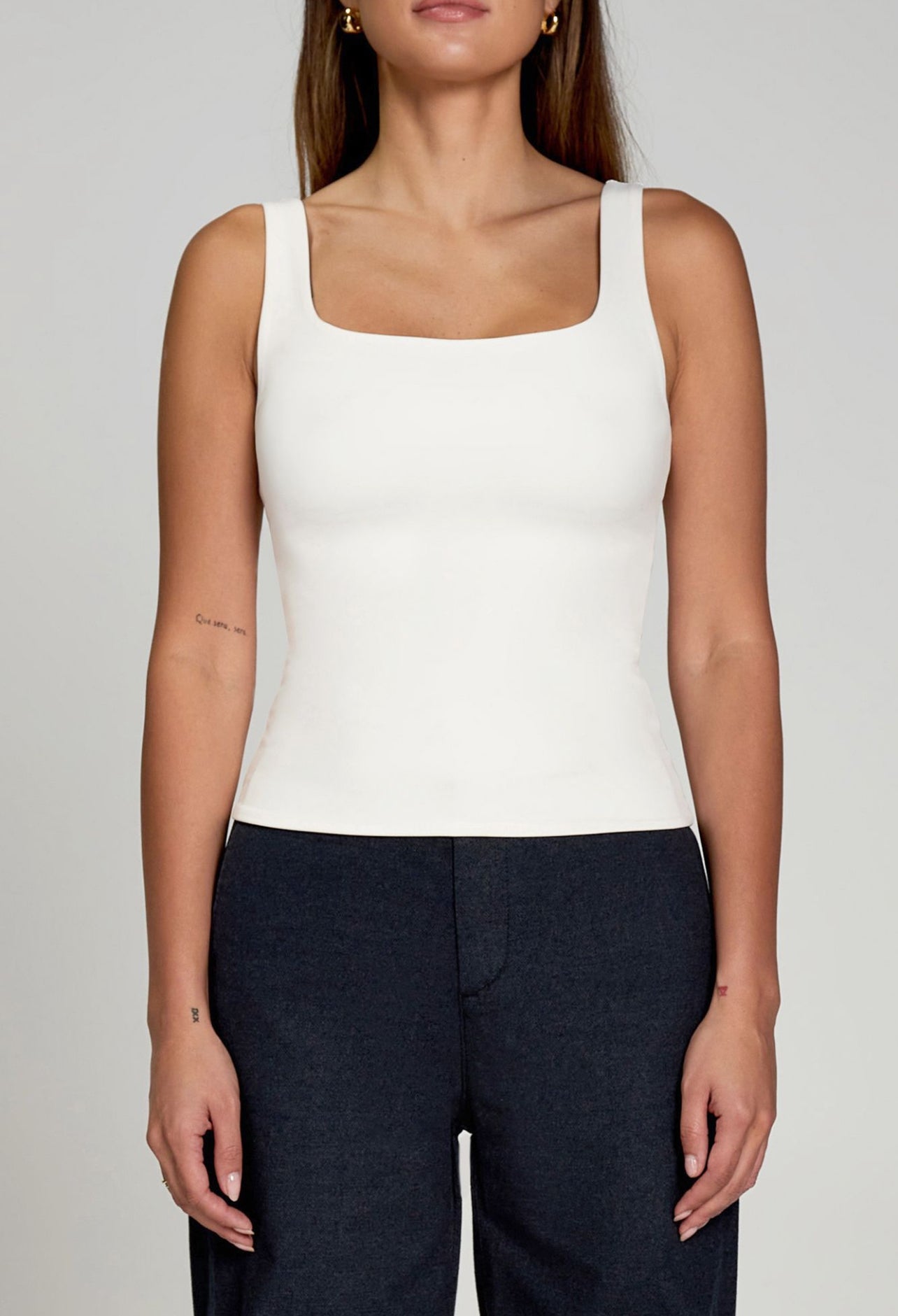 Body Hug Tank