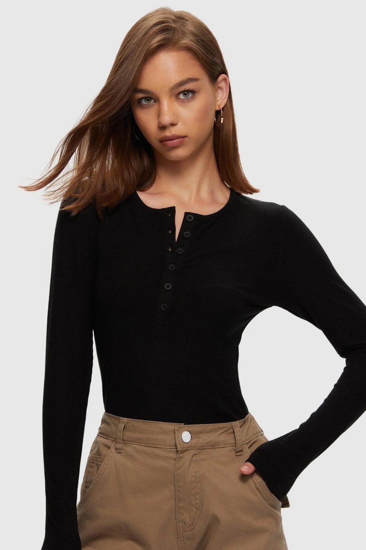 Ribbed Button Down Henley