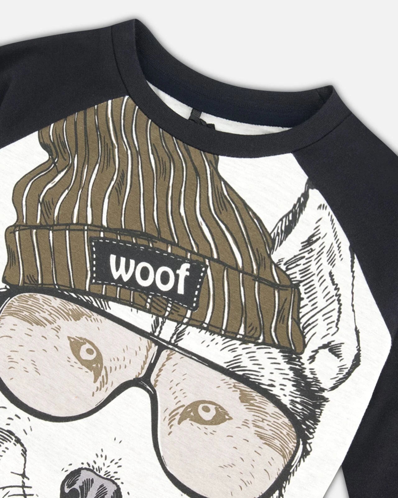 Raglan Wolf Long Sleeve Tee