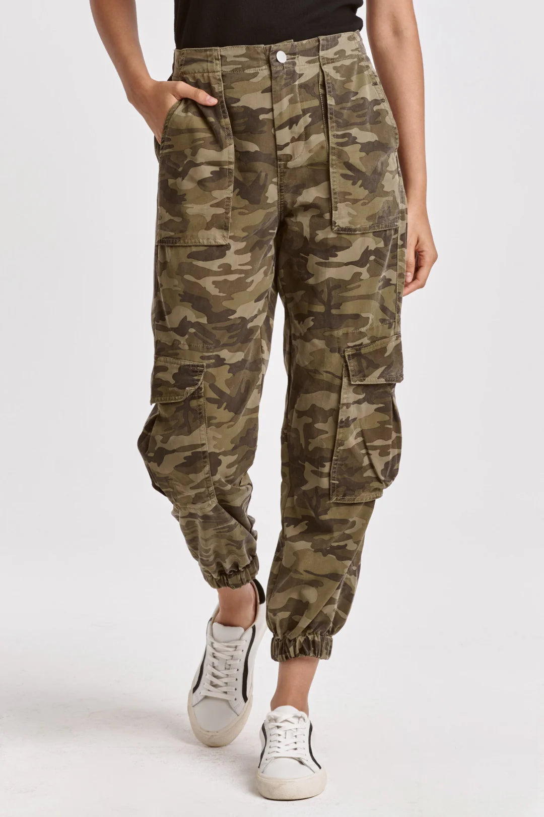 Sandy Cuffed Jogger