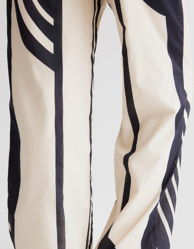 Alba Pant