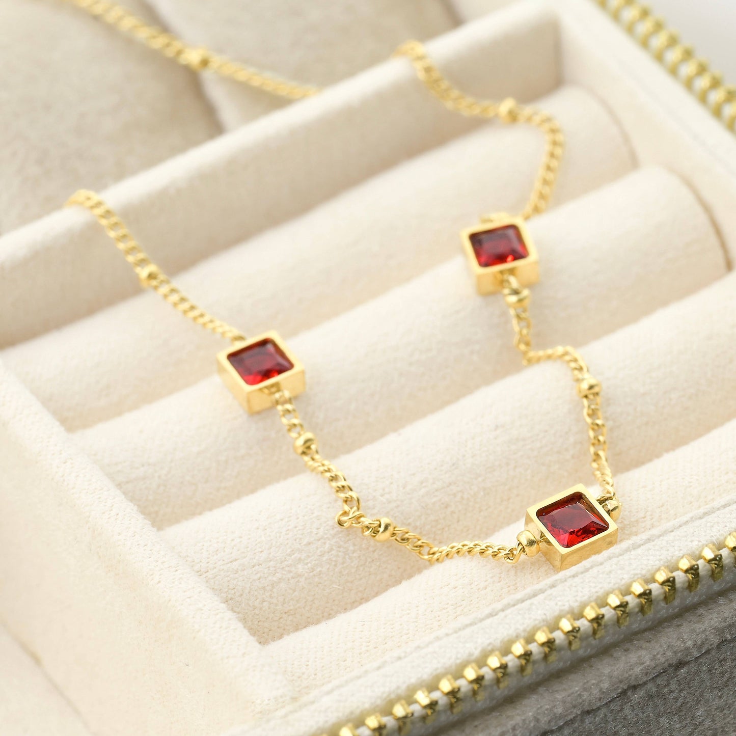 Garnet Diamond Necklace - 18k Gold Garnet Necklace
