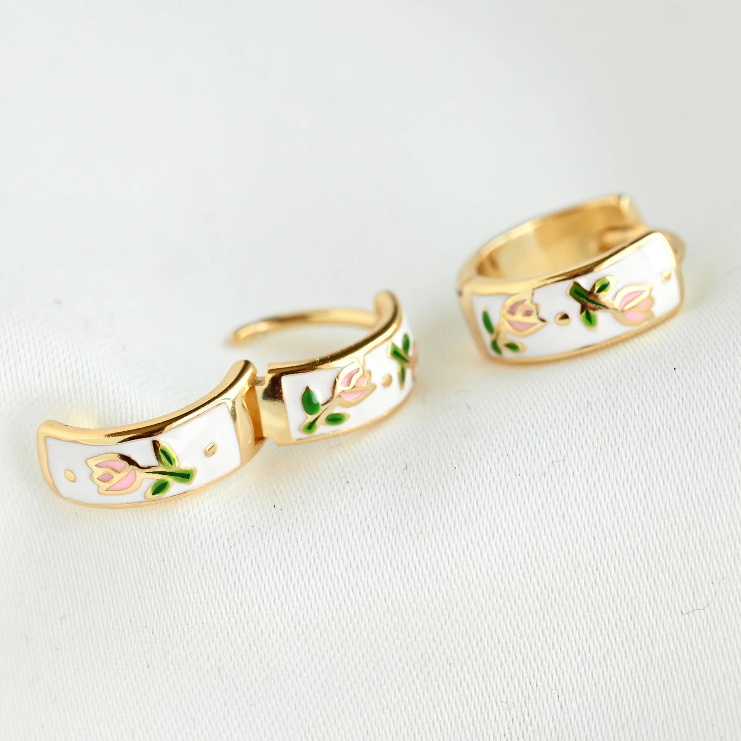 Gold Flower Hoop Earrings-Vintage Style Silver Hoops