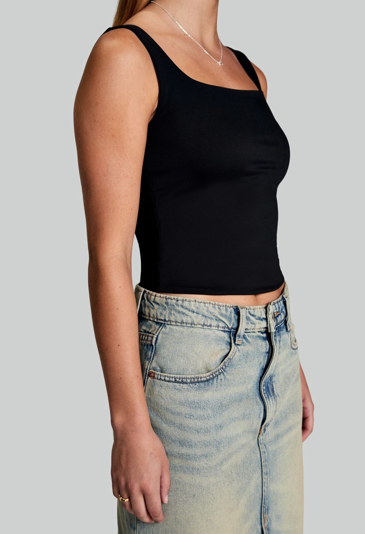 Body Hug Tank
